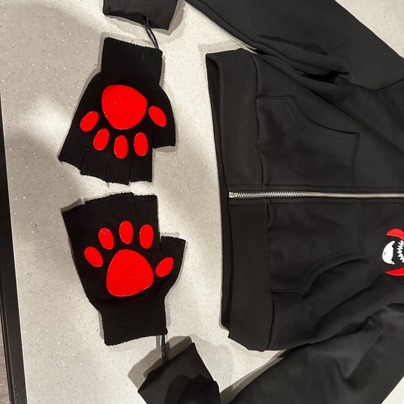 💚 SOLD 💚 Brand New With Tags Emily The Strange Cropped Hoodie - Picture 5 of 10